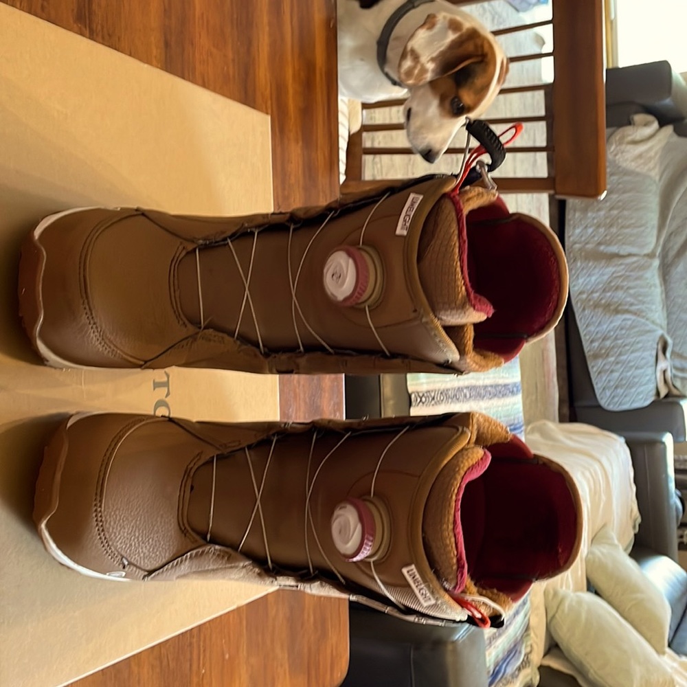 Limelight BOA snowboard boots. Great condition.